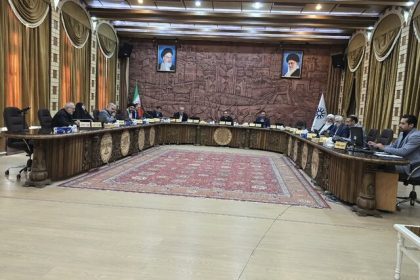 بررسی آخرین وضعیت پارک‌موزه دفاع مقدس و گلزارهای شهدای تبریز در صحن شورای شهر