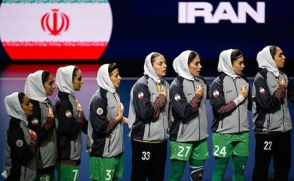 سرمربی پرتغالی ۲۶ دختر هندبالیست ایران را به خط کرد