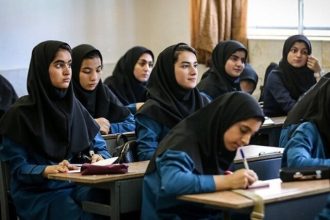مدارس تا پایان شهریور از شنبه تا چهارشنبه دایرند ۷۵۰ هزار دانش‌آموز برای دریافت کتب درسی ثبت‌نام نکرده‌اند