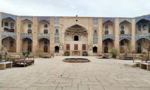 معاون میراث فرهنگی کرمان، نشت آب در کاروانسرای گنجعلی‌خان را تکذیب کرد