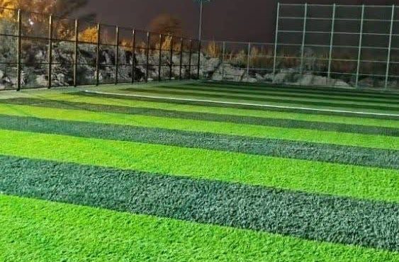 ۱۰ زمین چمن مصنوعی مینی‌فوتبال در بروجرد وجود دارد