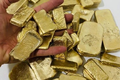 طلای آبشده بخرید یا نه؟ سرمایه‌گذاری پرریسک در پوشش طلا