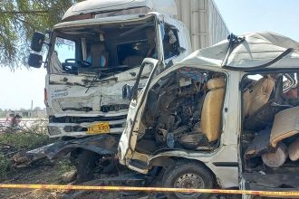 ۲ کشته و ۱۰ زخمی در تصادف جاده‌ای در جنوب پاکستان