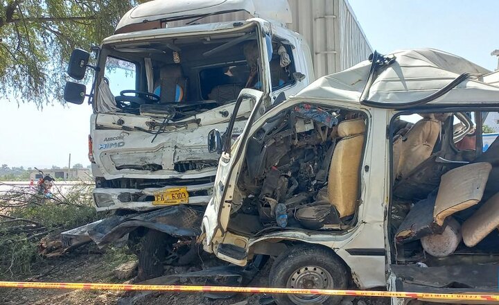 ۲ کشته و ۱۰ زخمی در تصادف جاده‌ای در جنوب پاکستان