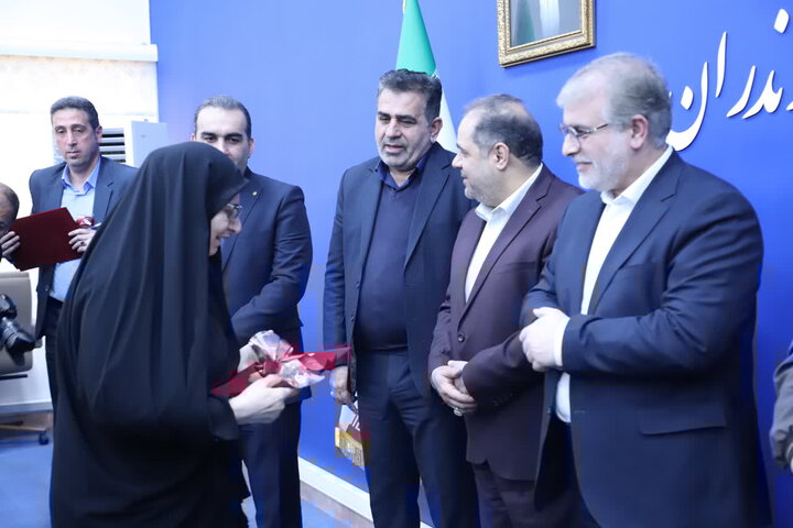 اهدای ۲۴۰۰ فقره سند مالکیت رایگان به مردم مازندران