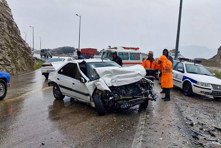 مصدمان حوادث رانندگی خسارت خود را از پزشکی قانونی دریافت کنند