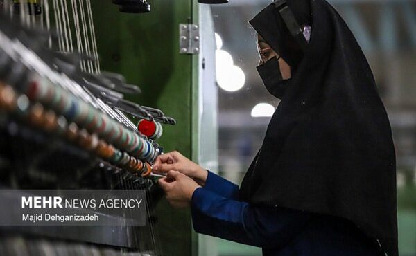 جمعیت بیمه‌شدگان زنان سرپرست خانوار افزایش می‌یابد